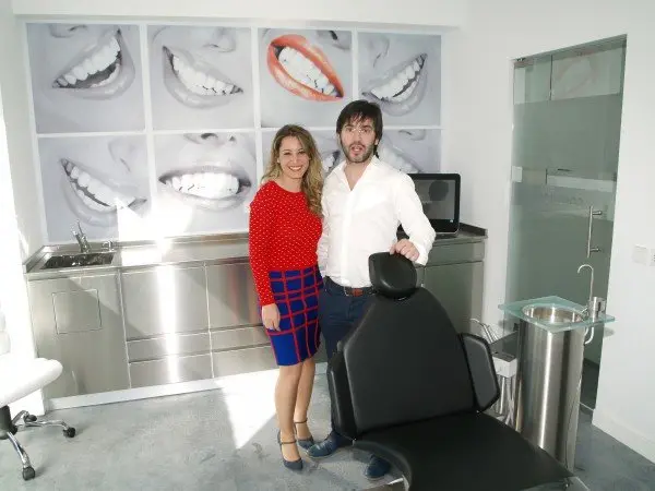 21-Arantza-Dom&iacute;nguez-y-Julian-Pelarda-Mockup-Dental-Tudela-1131.jpg