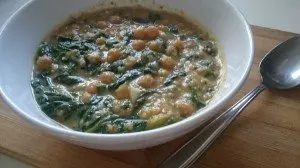 22-Guiso-de-garbanzos-y-espinacas-1131-300x168.jpg