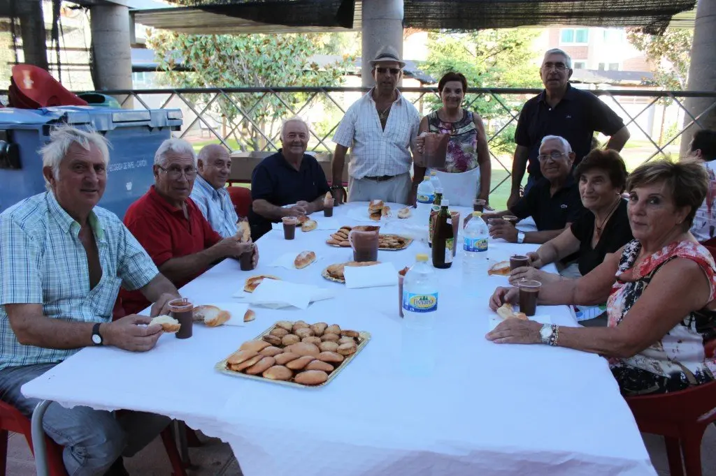 7-Choclolatada-para-los-jubilados-en-Cintru&eacute;nigo-1139-1024x682.jpg