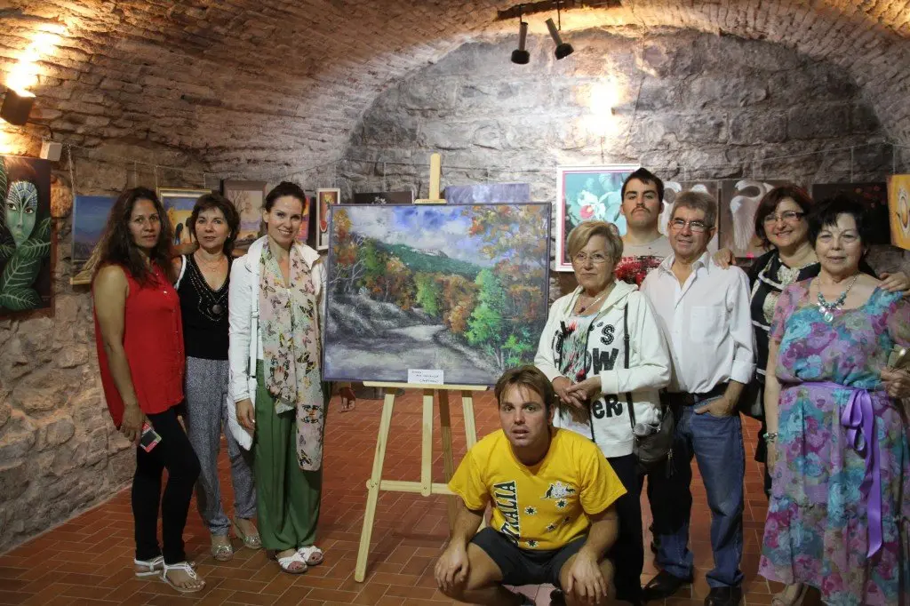 7-Exposicion-de-los-alumnos-de-Ana-Carcavilla-en-Letras-a-la-Taza-1143-1024x682.jpg