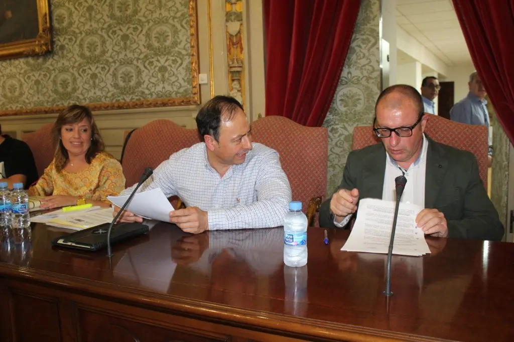 9-Ediles-del-PSN-en-el-pleno-de-Tudela-1143-1024x682.jpg