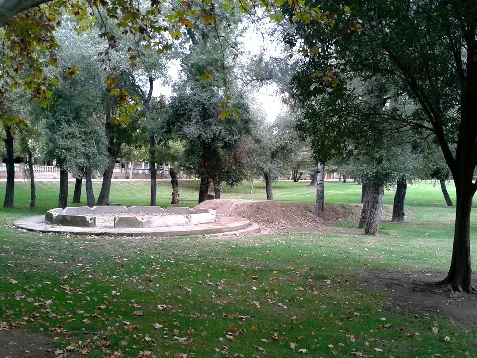 10-Instalacion-tirolina-en-Ejea-1144.jpg