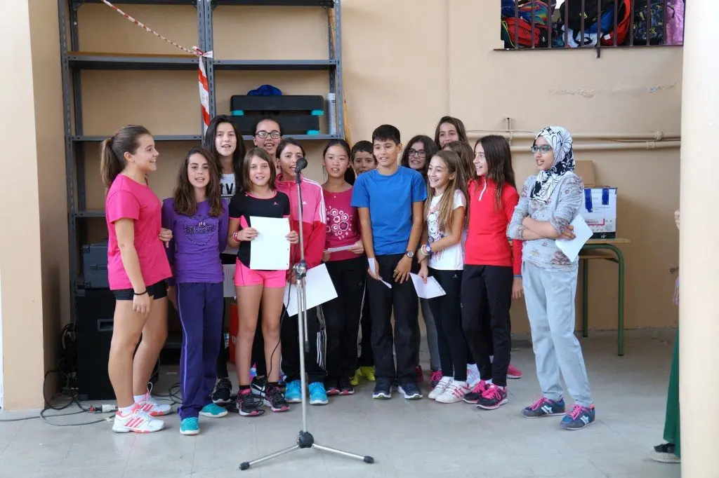 9-Dia-de-las-Lenguas-Europeas-alumnos-cantando-1145-1024x682.jpg