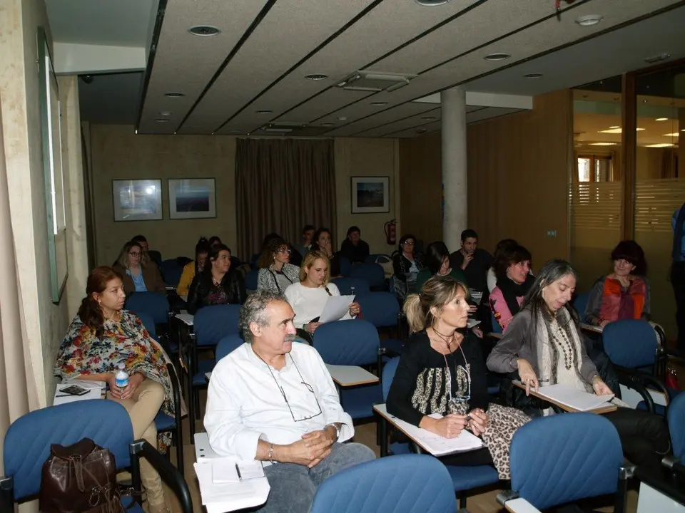 26-Taller-de-escaparatismo-C&aacute;mara-de-Comercio-1147-1024x768.jpg
