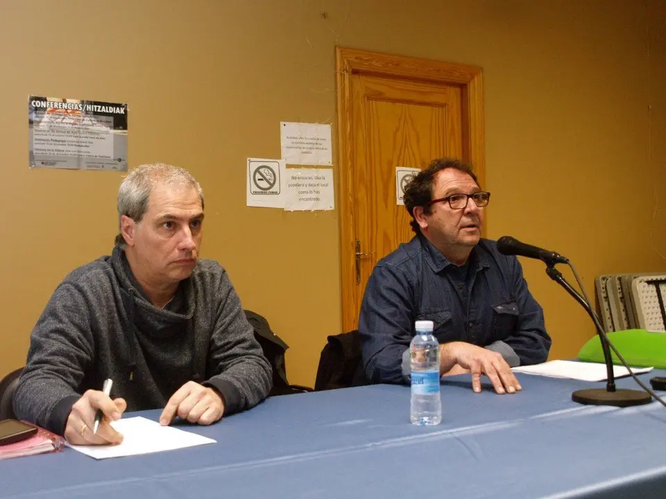 5-Charla-Folklore-en-la-Ribera-Juan-Carlos-Ormat-y-Jos&eacute;-Luis-Balmaseda-1155-1024x768.jpg