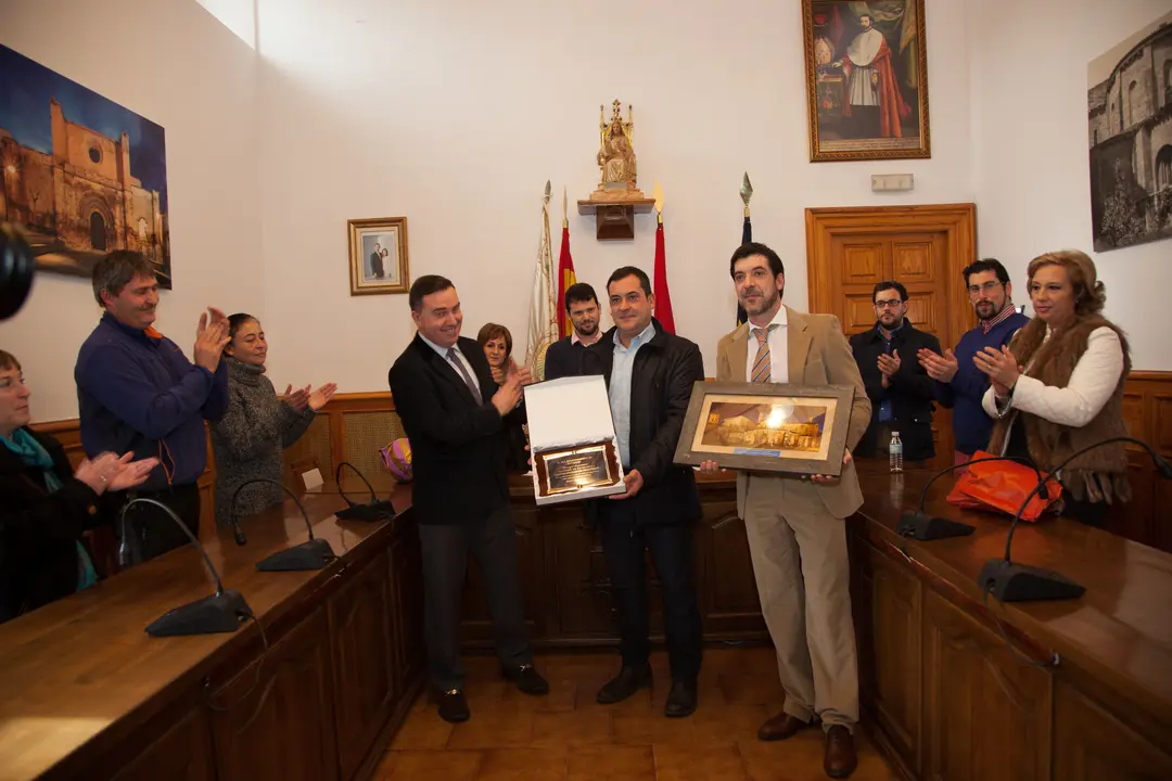 39-Homenaje-a-Valent&iacute;n-Aplicaciones-Indsutriales-1156.jpg