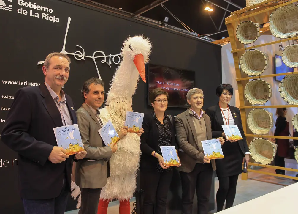 17-Fitur-stand-Alfaro-1157.jpeg
