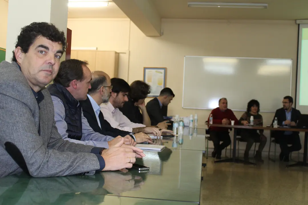 16-Visita-parlamentaria-al-IES-Benjam&iacute;n-de-Tudela-1157.jpg