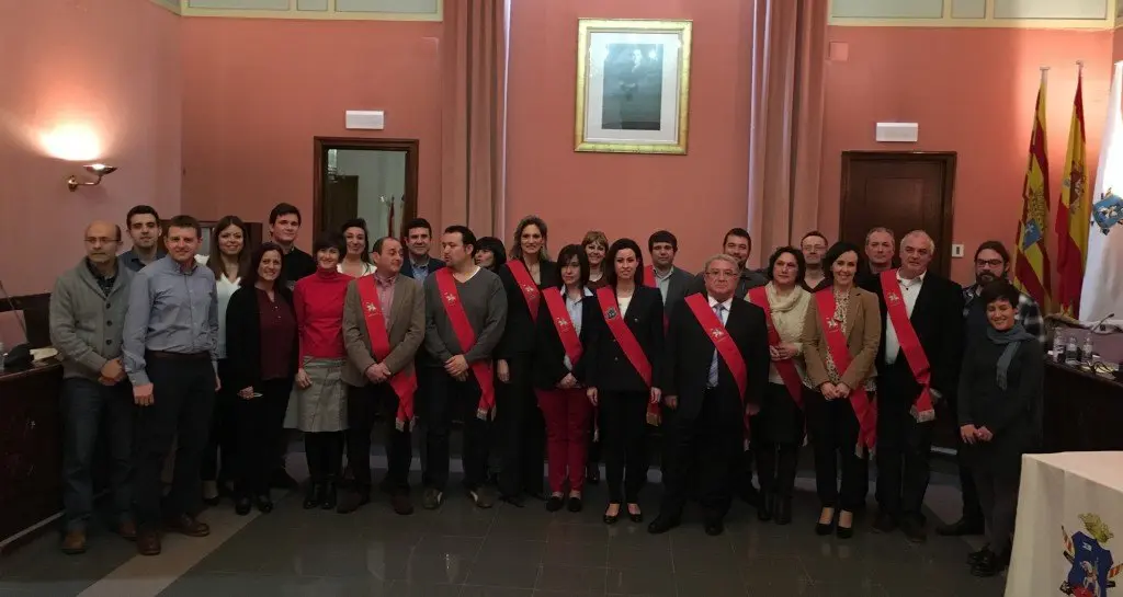 42-Imposici&oacute;n-de-bandas-a-alcaldes-de-puebos-de-Ejea-1158-1024x545.jpg