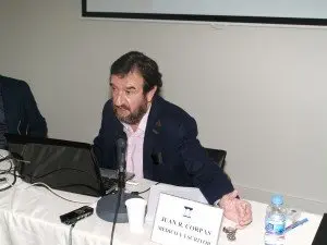 8-Martes-literario-con-Juan-Ram&oacute;n-Corpas-1158-300x225.jpg
