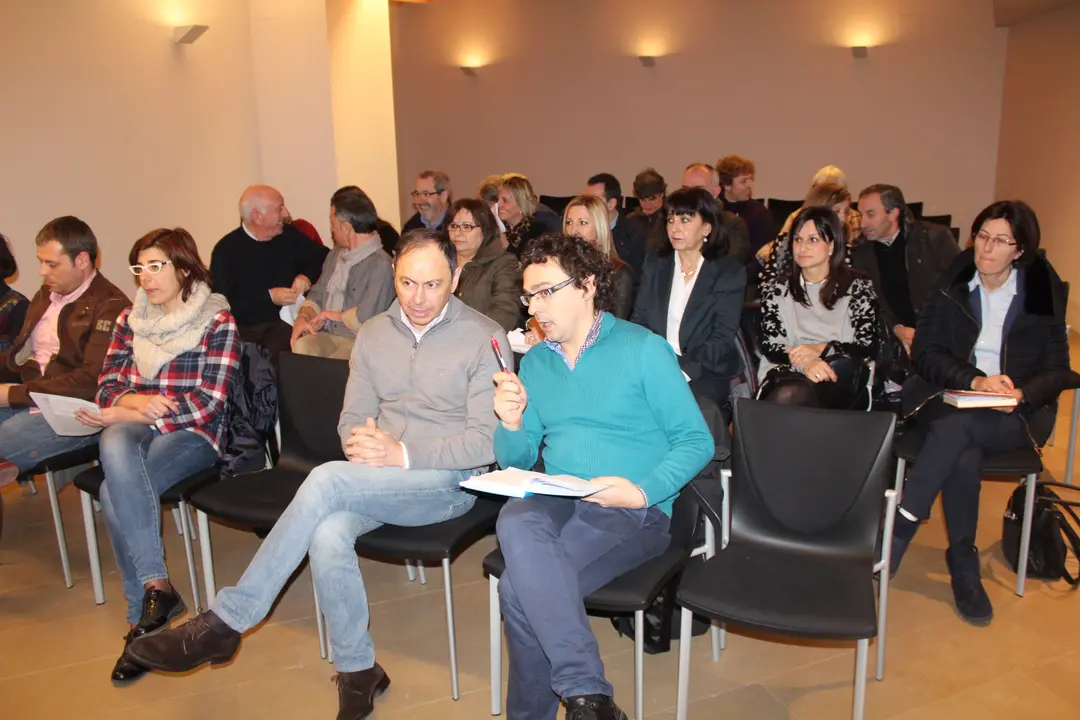 14-Reuni&oacute;n-con-Miguel-Laparra-1158.jpg