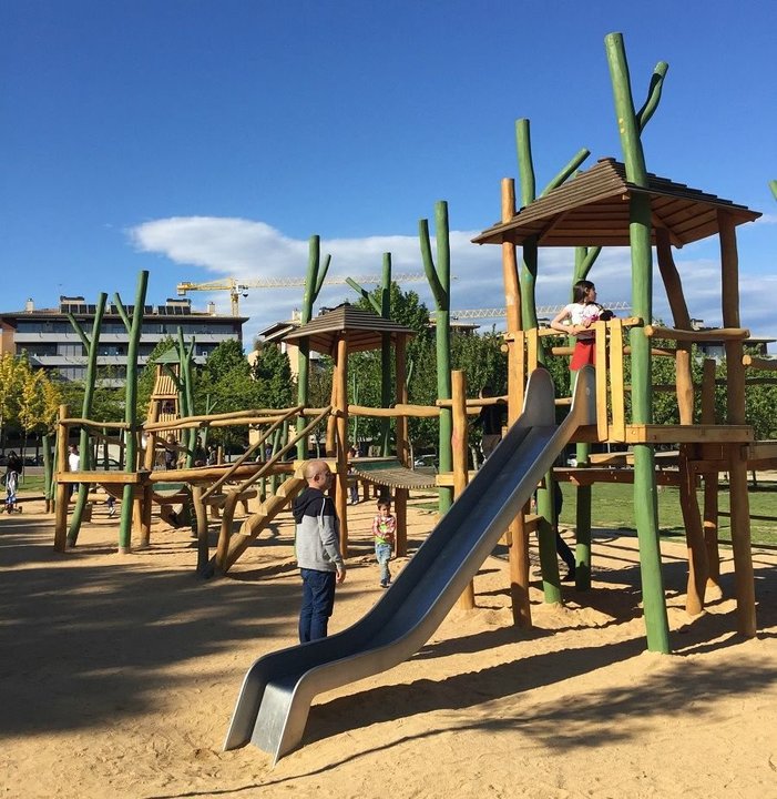 4-Un-parque-infantil-decente-en-Tudela-1167.jpg