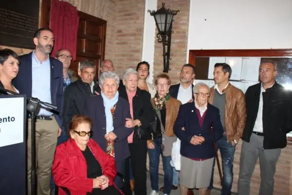 Corella-Placa-a-los-fusilados-del-36-028.jpg