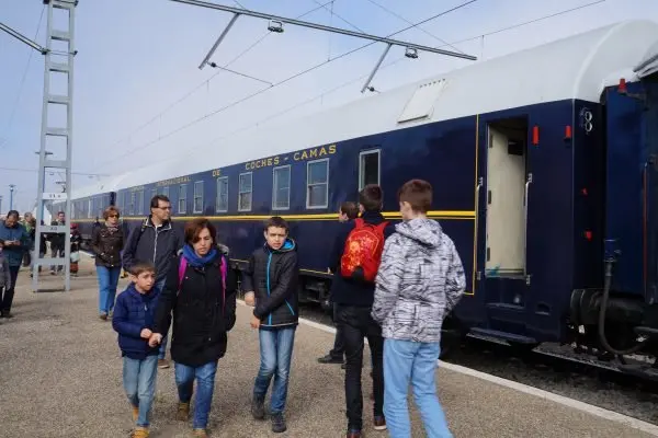 TREN-AZUL-022.jpg