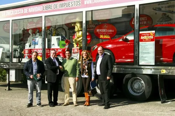 La-Gorda-de-Navidad-Coopera-2.jpg