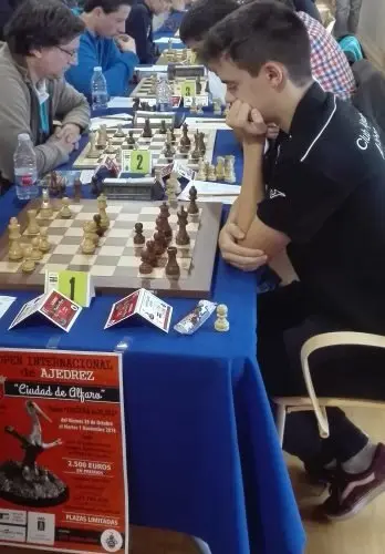 Alvaro-Bayo-nuevo-Maestro-Fide.jpg