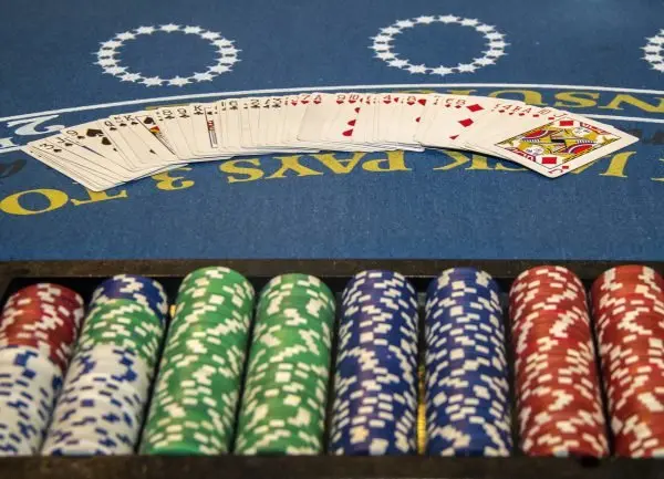 gambling-1298632_1280.jpg