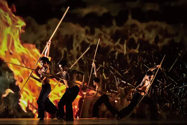 Cloud-Gate-Dance-Theatre.jpg