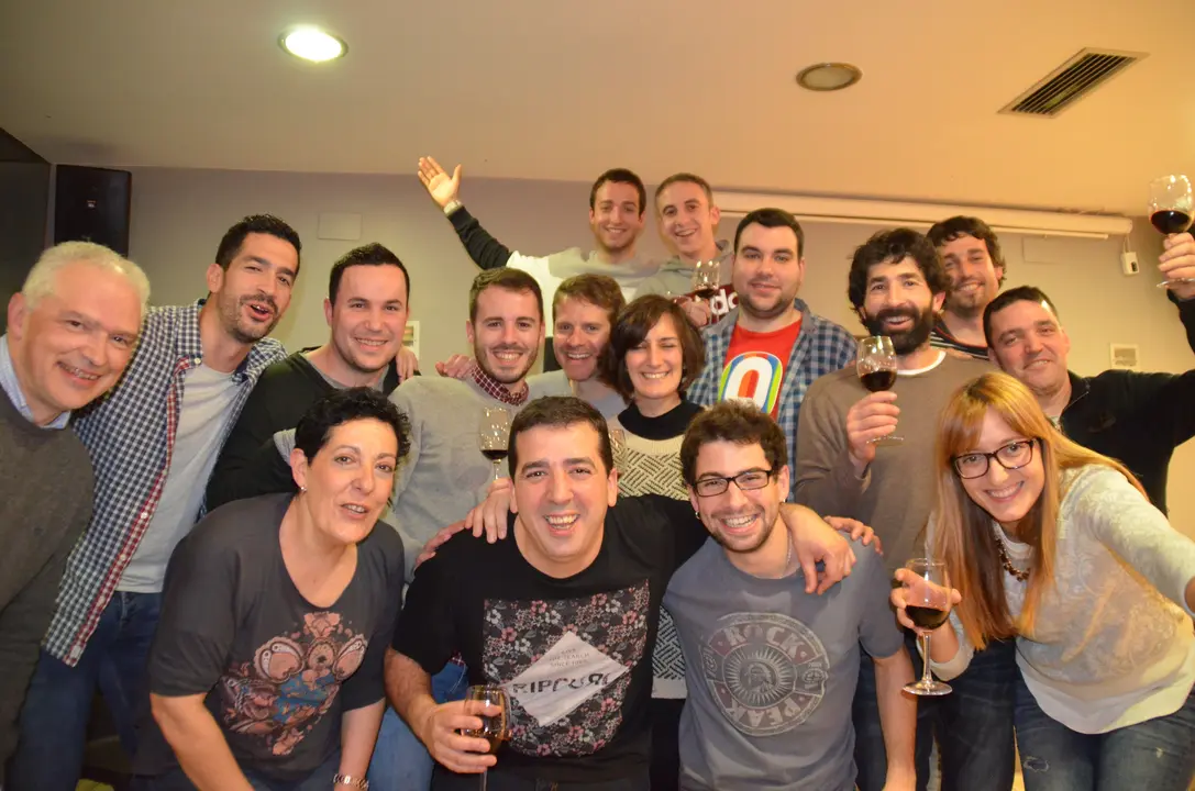35-Cata-de-vinos-en-el-ES3-1188.jpg