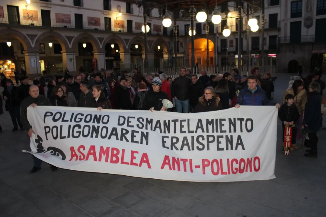 13-Concentracion-antipoligono-Tudela-1188.jpg