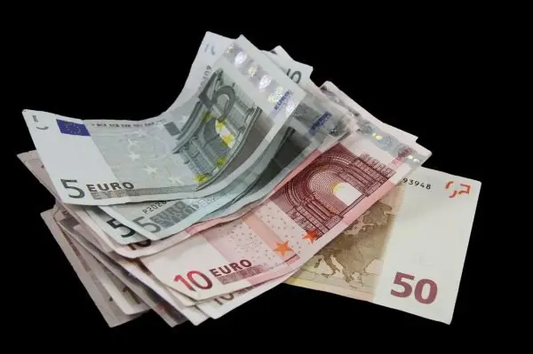 bank-note-1463132_1280.jpg