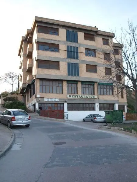 4-Edificio-El-Castillo-junto-al-Cerro-de-Santa-B&aacute;rbara-1191-e1491383682224.jpg