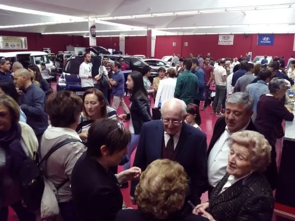 Exposici&oacute;n-de-automoci&oacute;n.jpg
