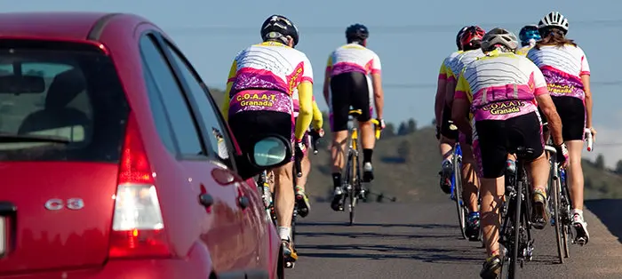 REPORTAJE SOBRE EL USO DE LAS BICICLETAS EN CIUDAD Y CARRETERA