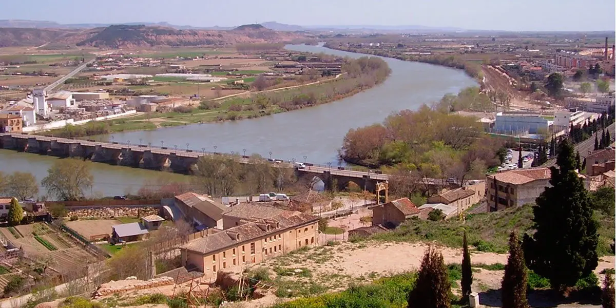Panor&aacute;mica de Tudela y sus campos adyacentes contaminaci&oacute;n