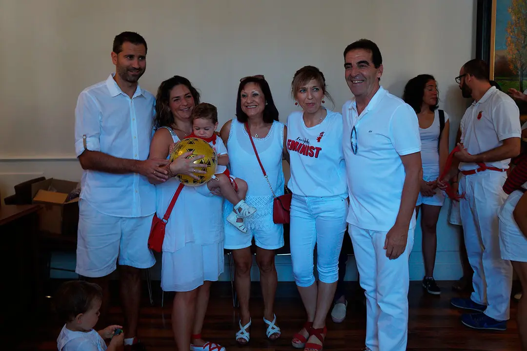Imposici&oacute;n pa&ntilde;uelicos en Villafranca 9