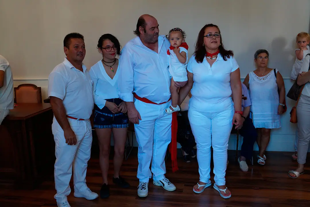 Imposici&oacute;n pa&ntilde;uelicos en Villafranca 15