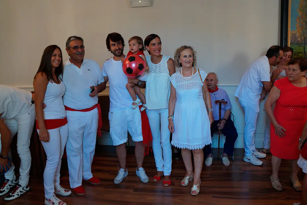 Imposici&oacute;n pa&ntilde;uelicos en Villafranca 22