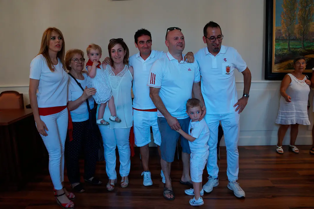 Imposici&oacute;n pa&ntilde;uelicos en Villafranca 25