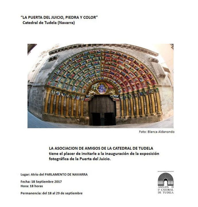 Exposición fotográfica de la Puerta del Juicio de la Catedral de Tudela en Pamplona