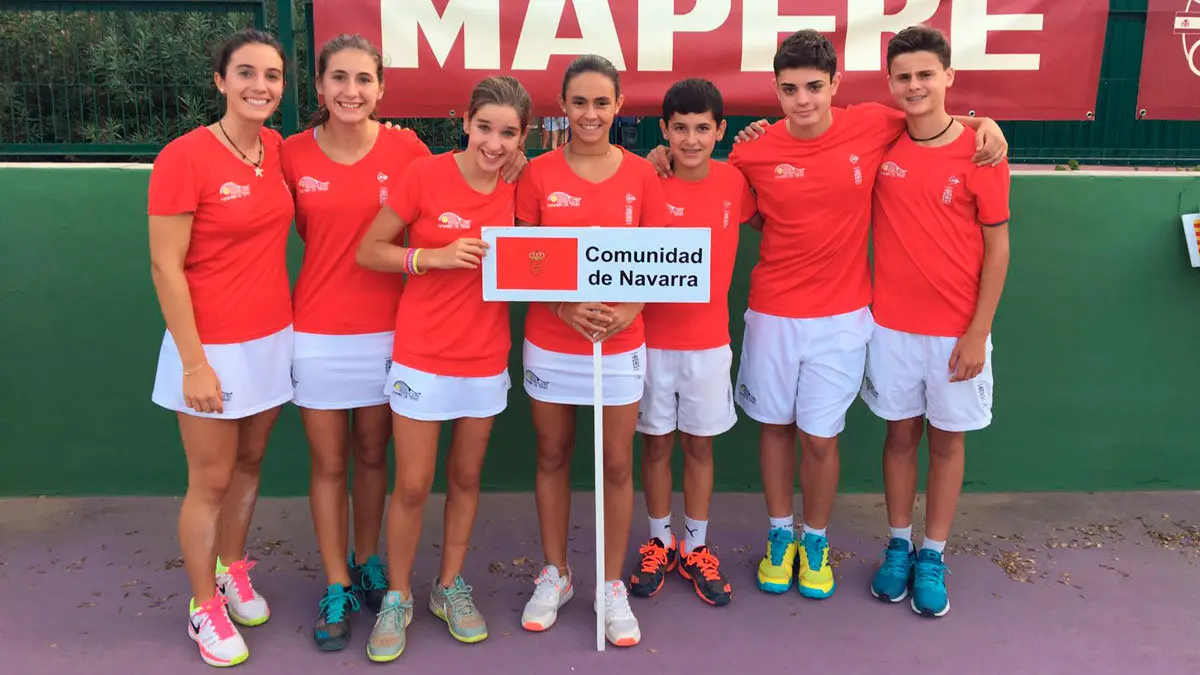 26-Tenis-equipo-de-Navarra-1205