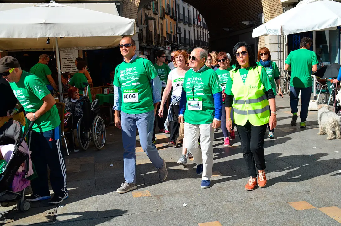 II Marcha contra el c&aacute;ncer 61