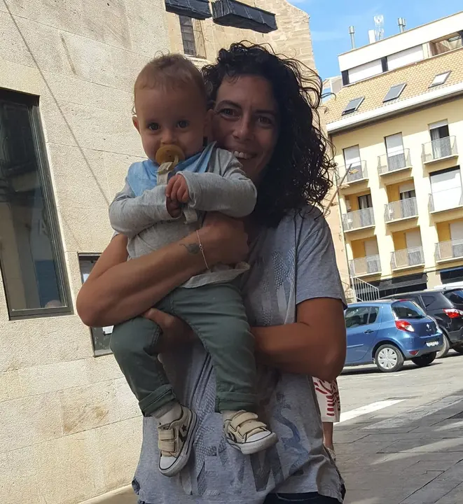 El d&iacute;a 19 cumple Oier su primer a&ntilde;ito y, el 21, su mam&aacute; Julia (37). Felicidades a los dos de parte de Mami. &iexcl;Os quiero!