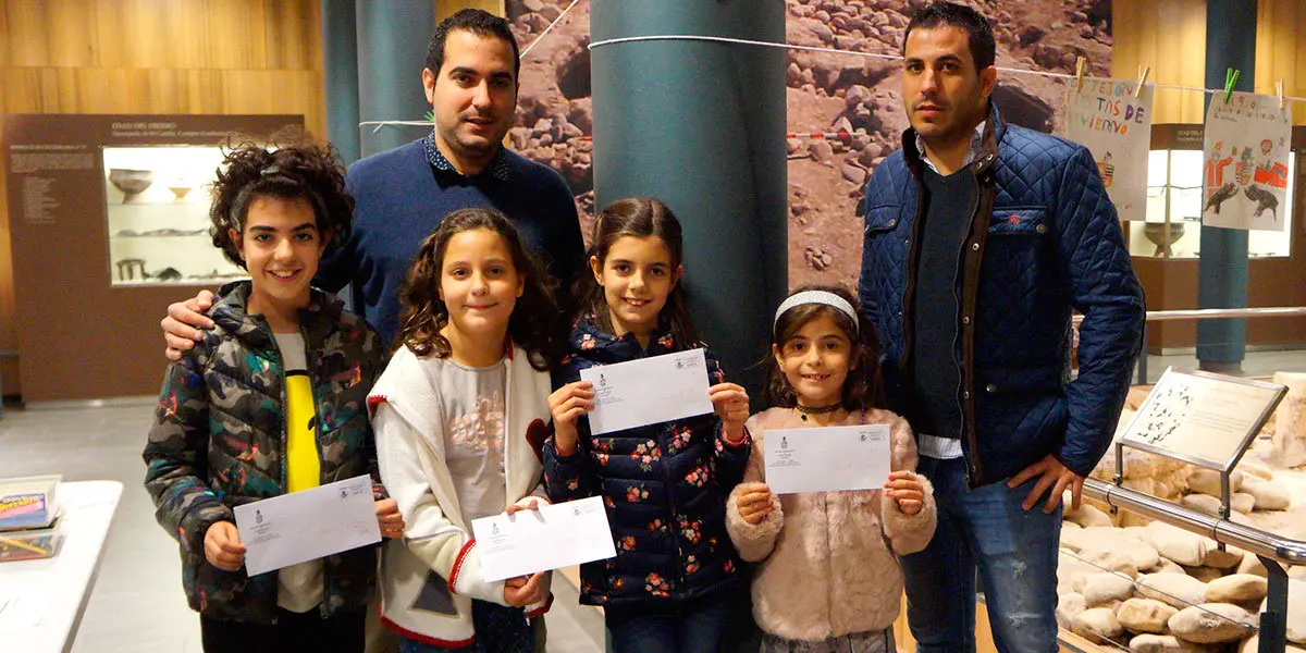 Alazne Mart&iacute;nez (1&ordm; por la izquierda) fue la ganadora