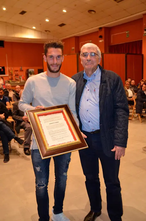 Presentaci&oacute;n del Villa de Cabanillas y Premio para Roberto Torres 6