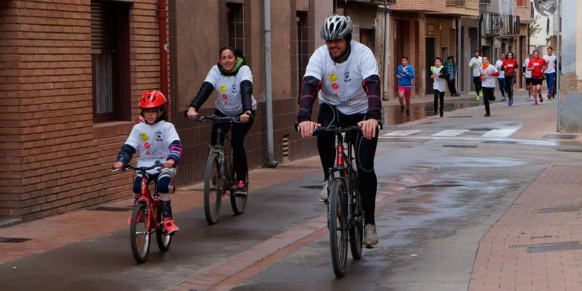 La marcha la hicieron en bici, corriendo y andando