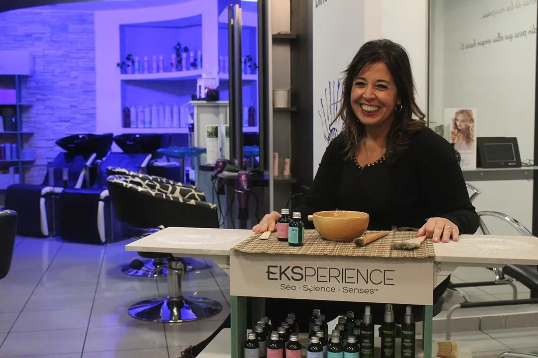Sonia Agramonte, en su peluquer&iacute;a y sal&oacute;n de tratamientos, en pleno coraz&oacute;n de Tarazona