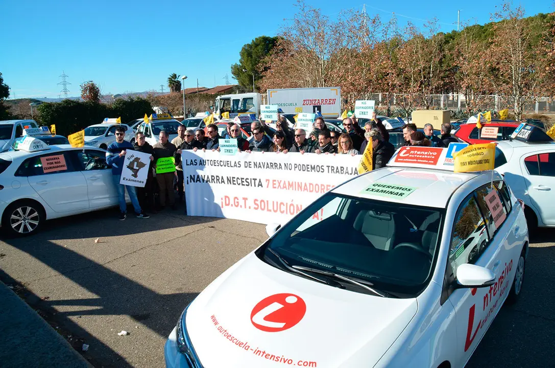 Manifestaci&oacute;n de las autoescuelas 11