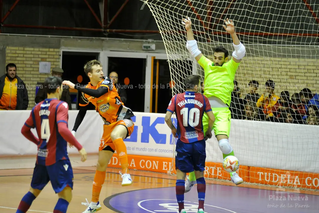 171222_LEVANTE_7152
