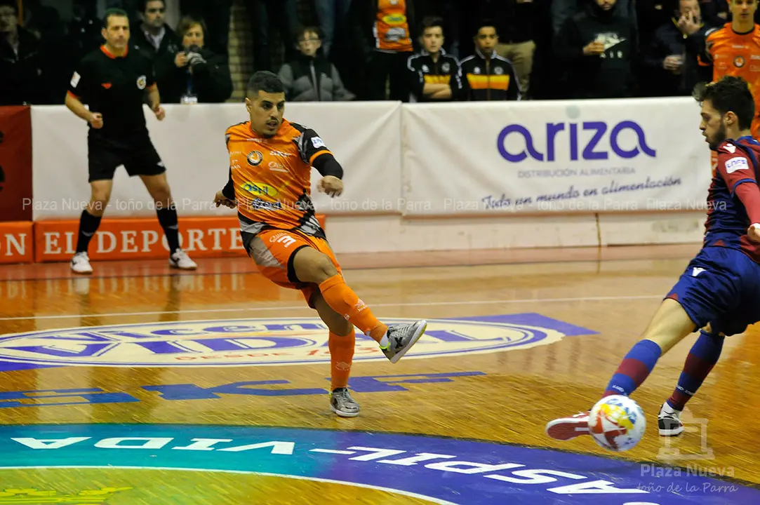 171222_LEVANTE_7200