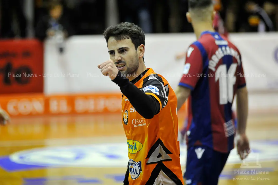 Sepe despu&eacute;s de marcar el 1 a 0