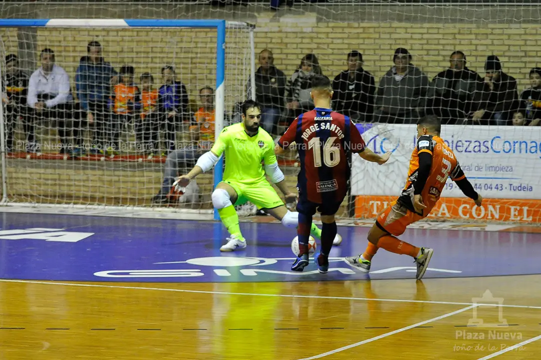 171222_LEVANTE_7513