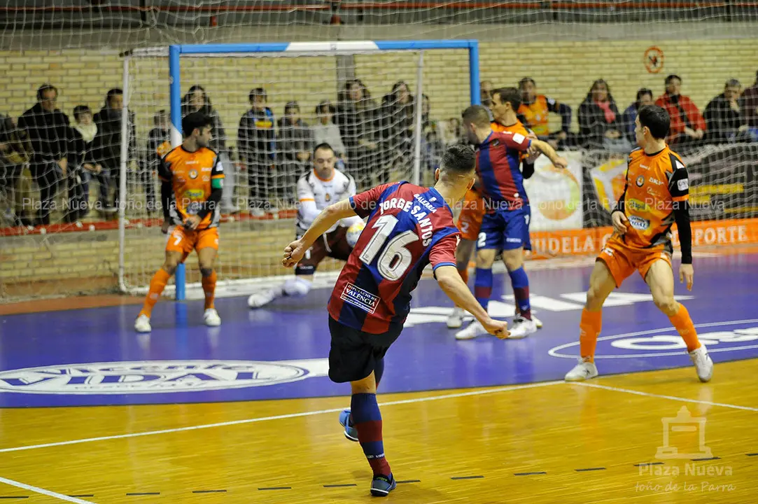 171222_LEVANTE_7541