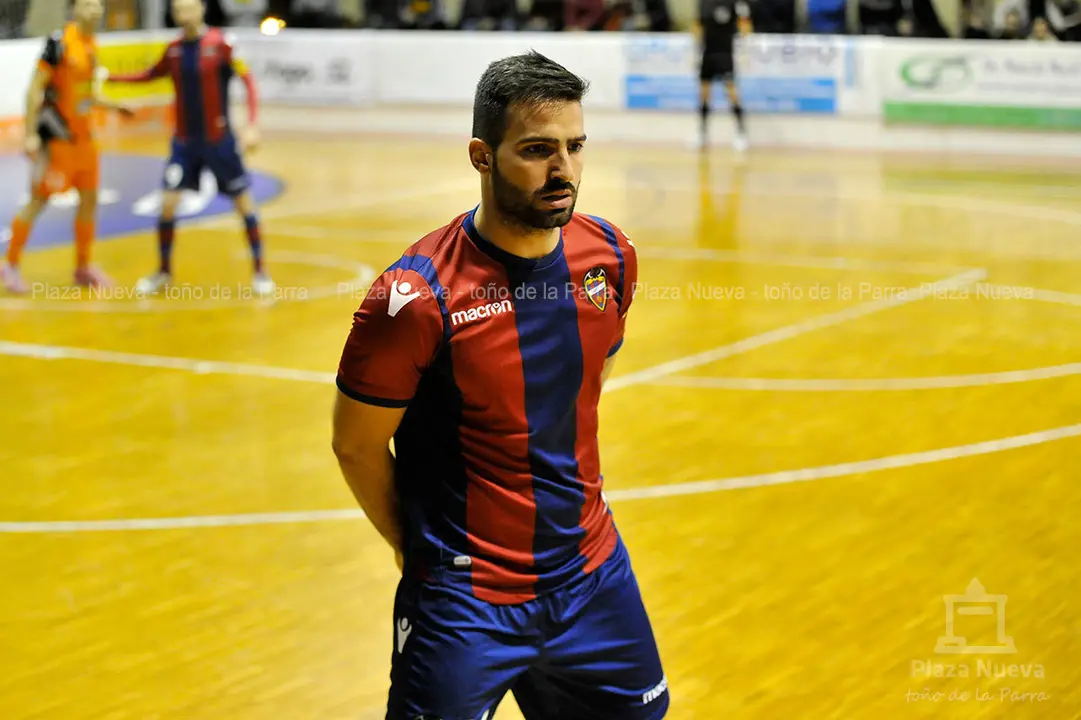171222_LEVANTE_7700