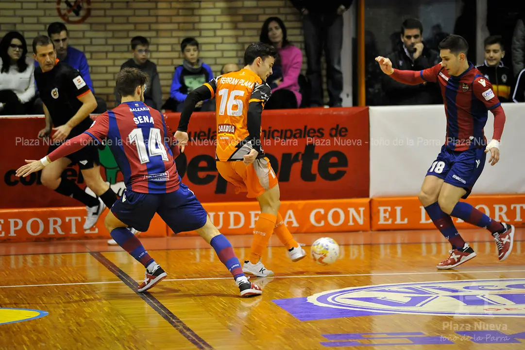 171222_LEVANTE_7901