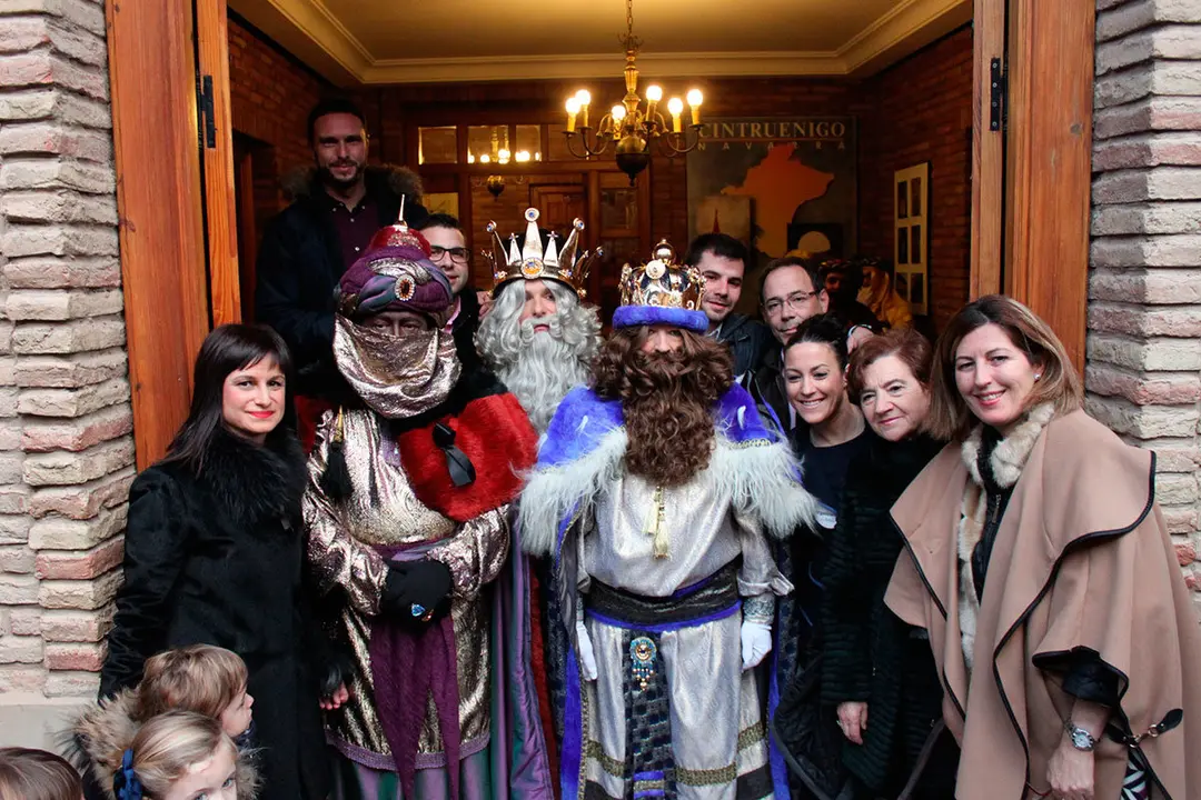 Reyes-Magos-Cintru&eacute;nigo-6